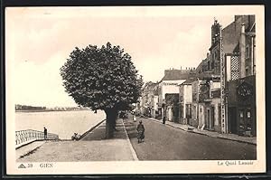 Carte postale Gien, Le Quai Lenoir