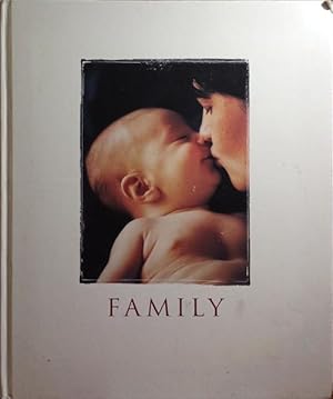 Seller image for FAMILY, A CELEBRATION OF HUMANITY. for sale by Livraria Castro e Silva