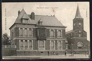 Carte postale Bernot, La place