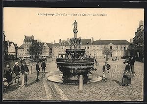 Carte postale Guingamp, Place du Centre, La Fontaine