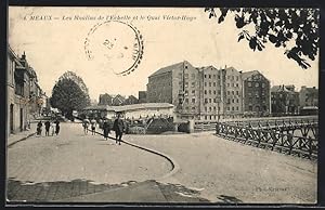 Carte postale Meaux, Les Moulins de l'Echelle et le Quai Victor-Hugo