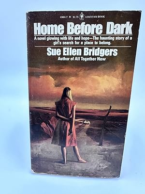 Imagen del vendedor de Home before Dark a la venta por Dean Family Enterprise