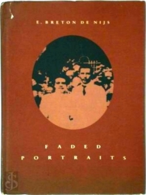 Imagen del vendedor de Faded portraits Special Collection a la venta por Collectors' Bookstore