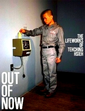 Image du vendeur pour Out of Now The Lifeworks of Tehching Hsieh Special Collection mis en vente par Collectors' Bookstore