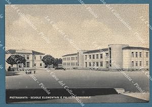 PIETRASANTA, Lucca. Scuola elementare e palazzo comunale. Cartolina d'epoca, 1935.
