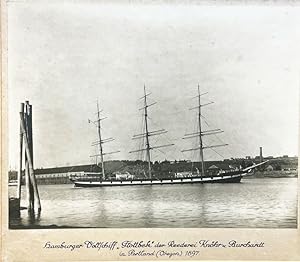 Hamburger Vollschiff "Flottbek" der Reederei Knöhr u. Burchardt in Portland (Oregon) 1897. Albumi...