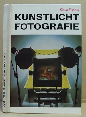 Bild des Verkufers fr Kunstlichtfotografie. zum Verkauf von Nicoline Thieme