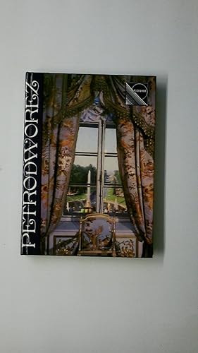 Seller image for PETRODWOREZ. Schlsser u. Parks ; Reisefhrer for sale by Butterfly Books GmbH & Co. KG