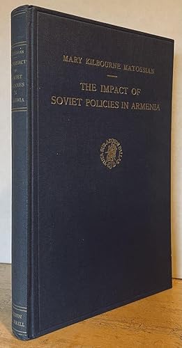 Immagine del venditore per The Impact of Soviet Policies in Armenia (SIGNED FIRST EDITION) venduto da Nighttown Books