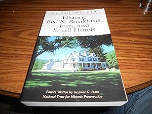 Immagine del venditore per The National Trust Guide to Historic Bed & Breakfasts, Inns and Small Hotels (NATIONAL TRUST GUIDE TO HISTORIC BED AND BREAKFASTS, INNS AND SMALL HOTELS) venduto da ralph brandeal