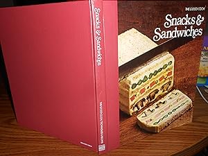 Imagen del vendedor de Snacks & Sandwiches (The Good Cook Techniques & Recipes Series) a la venta por ralph brandeal