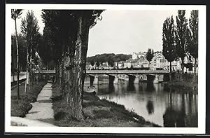 Carte postale Melun, La Seine et le Pont de Pierre