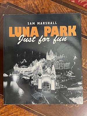 Image du vendeur pour Luna Park - Just for Fun mis en vente par Boobooks