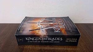 Bild des Verkufers fr Kingdom Blades: A Pattern of Shadow and Light Book 4 zum Verkauf von BoundlessBookstore