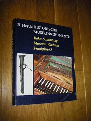 Seller image for Historische Musikinstrumente der Staatlichen Reka-Sammlung am Bezirksmuseum Viadrina Frankfurt (Oder). Katalog for sale by Versandantiquariat Rainer Kocherscheidt