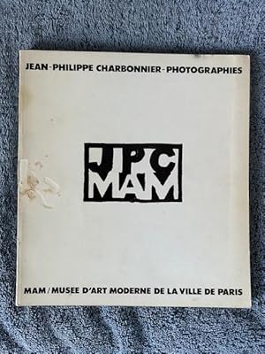 Immagine del venditore per Jean-Philippe Charbonnier: 300 photographies : 1944-1982 [Catalogue d'exposition du Muse d'Art Moderne de la Ville de Paris 23 mars-26 juin 1983] venduto da Tiber Books