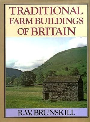 Imagen del vendedor de Traditional Farm Buildings of Britain a la venta por WeBuyBooks