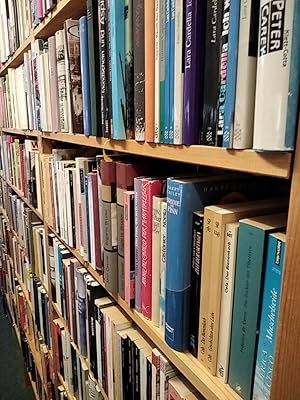 Konvolut Italienische Krimis. 10 Bücher zum Preis von einem.