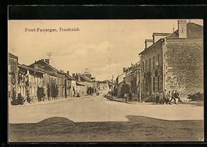 Carte postale Pont-Faverger, Une rue, vue de la rue