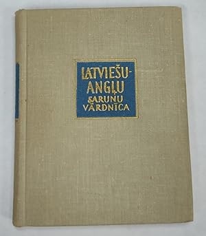 Immagine del venditore per Latvian-English Phrase Book venduto da Libros Tobal