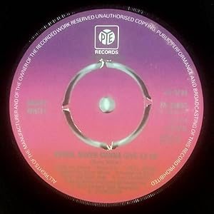 Bild des Verkufers fr Never, Never Gonna Give Ya Up / Standing in the Shadows of Love [7" 45 rpm Single] zum Verkauf von Kayleighbug Books, IOBA