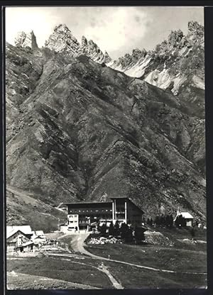 Immagine del venditore per Cartolina Rifugio Alpe di Siusi, Hotel gegen das Gebirge venduto da Bartko-Reher