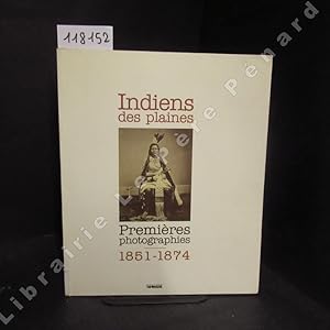 Bild des Verkufers fr Indiens des plaines. Premires photographies. 1851-1874 zum Verkauf von Librairie-Bouquinerie Le Pre Pnard