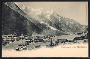 Carte postale Chamonix, vue générale et le Mont Blanc