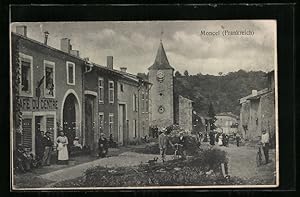 Carte postale Moncel, vue partielle avec Café du Centre et l'Église