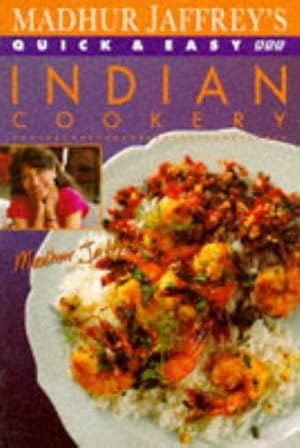 Image du vendeur pour Madhur Jaffrey's Quick and Easy Indian Cookery (Quick & Easy Cookery) mis en vente par WeBuyBooks