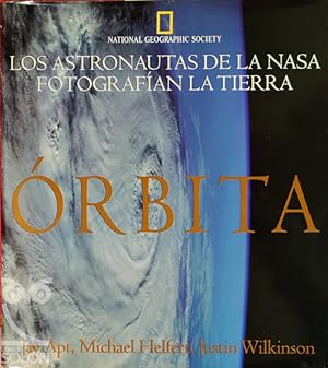 Imagen del vendedor de rbita. Los astronautas de la NASA fotografan la tierra a la venta por Els llibres de la Vallrovira