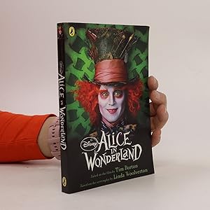 Immagine del venditore per Alice in Wonderland venduto da Bookbot