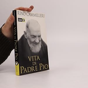 Bild des Verkufers fr Vita di padre Pio zum Verkauf von Bookbot