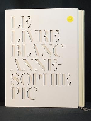 Immagine del venditore per Le Livre Blanc venduto da B Street Books, ABAA and ILAB