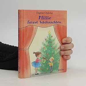 Bild des Verkufers fr Millie feiert Weihnachten zum Verkauf von Bookbot