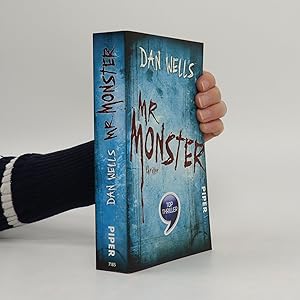 Image du vendeur pour Mr. Monster mis en vente par Bookbot