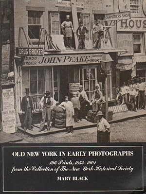 Old New York in Early Photographs.