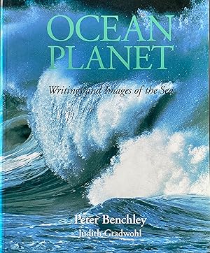 Imagen del vendedor de Ocean planet: writing and images of the sea a la venta por Acanthophyllum Books