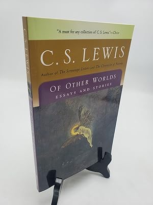 Immagine del venditore per Of Other Worlds: Essays and Stories venduto da Shadyside Books