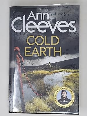 Bild des Verkufers fr Cold Earth (Shetland Island Mysteries, Book 7) zum Verkauf von Cross Genre Books