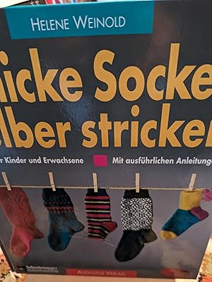 Bild des Verkufers fr Schicke Socken selber stricken, fr Kinder und Erwachsene, mit ausfhrlichen Anleitungen zum Verkauf von Verlag Robert Richter