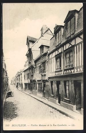 Carte postale Honfleur, Vieilles Maisons de la Rue Gambetta