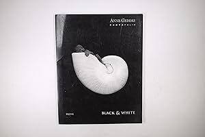 Seller image for PHOTOFOLIO BLACK & WHITE. for sale by HPI, Inhaber Uwe Hammermller