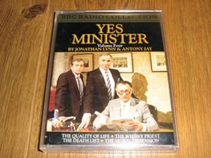 Bild des Verkufers fr Yes Minister Volume Four zum Verkauf von WeBuyBooks