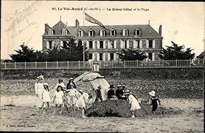 Ansichtskarte / Postkarte Val André Côtes d'Armor, Le Grand Hotel, La Plage