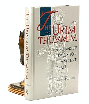 Image du vendeur pour The Urim and Thummim: A Means of Revelation in Ancient Israel mis en vente par Arches Bookhouse