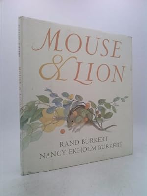 Bild des Verkufers fr Mouse & Lion zum Verkauf von ThriftBooksVintage