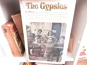 Image du vendeur pour The Gypsies mis en vente par David R. Smith - Bookseller