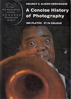 Immagine del venditore per Concise History of Photography venduto da WeBuyBooks