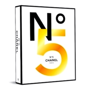 Seller image for Chanel N°5 Special Collection for sale by Collectors' Bookstore